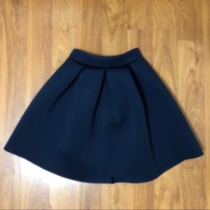 Navy pleated skirt Size Small